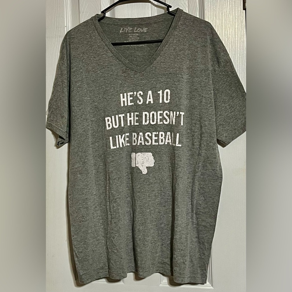 Live Love Gray V-Neck T-Shirt with White Graphic